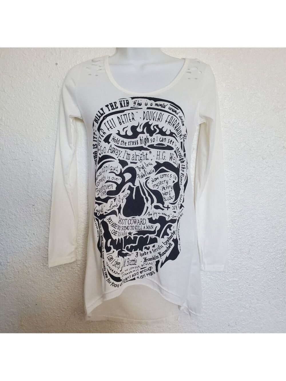 Skull Shirt Streetwear Grunge Punk Rock Artsy Quotes Unique Cream Women (XS-S)